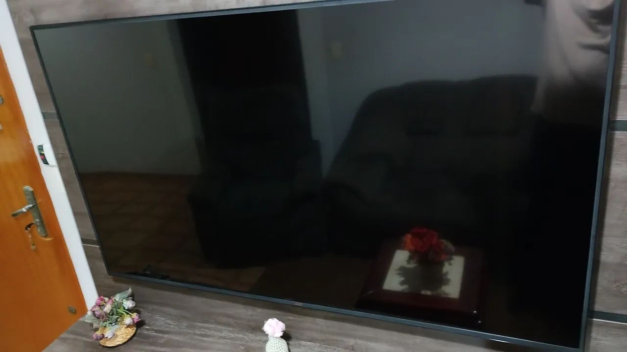 TV JVC 65 polegadas preço 1500.00 Reais 
