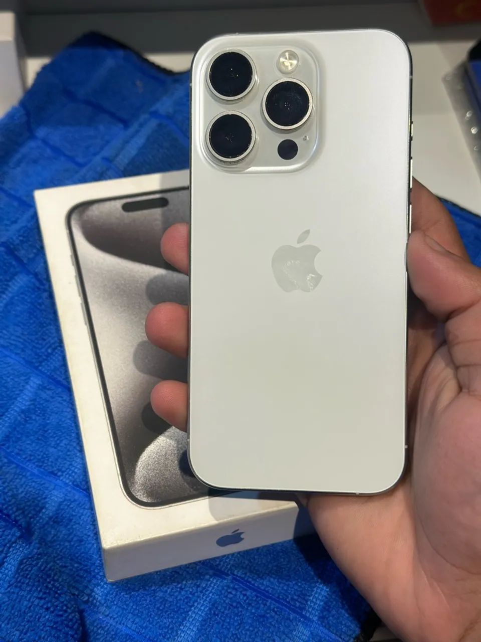 IPhone 15 Pro 128gb com caixa 
