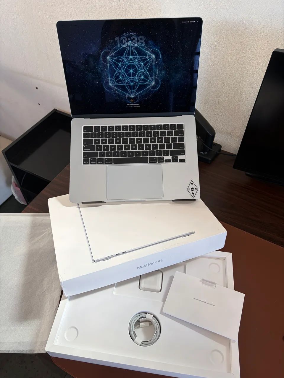 MacBook Air M4 15'' Sky Blue | 16GB | Garantia Apple até Nov