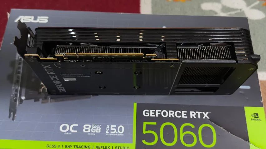 RTX 5060 - Foto 2