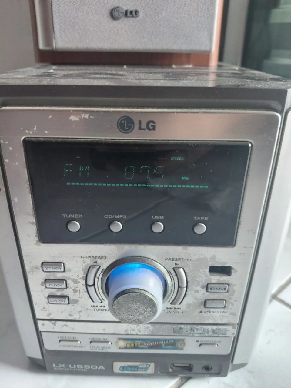  LG LX-U550 Stereo System