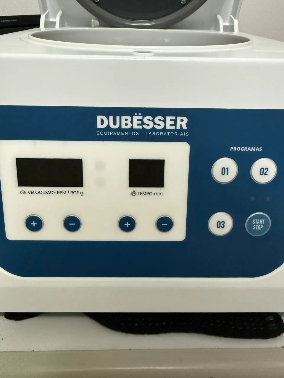 Centrífuga e incubadora Dubesser  - Foto 4