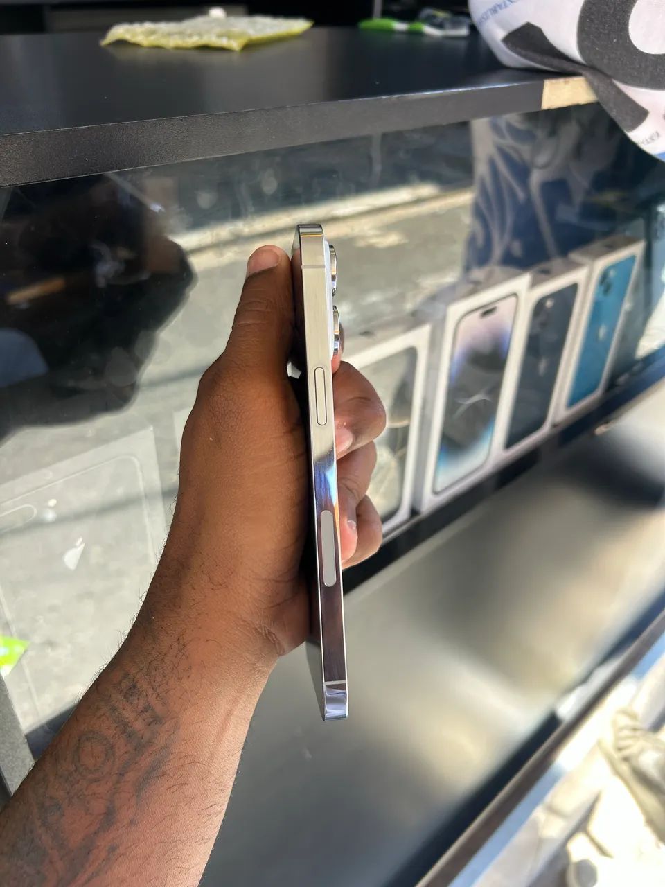 VENDO IPHONE 14 PRO MAX 512  - Foto 5