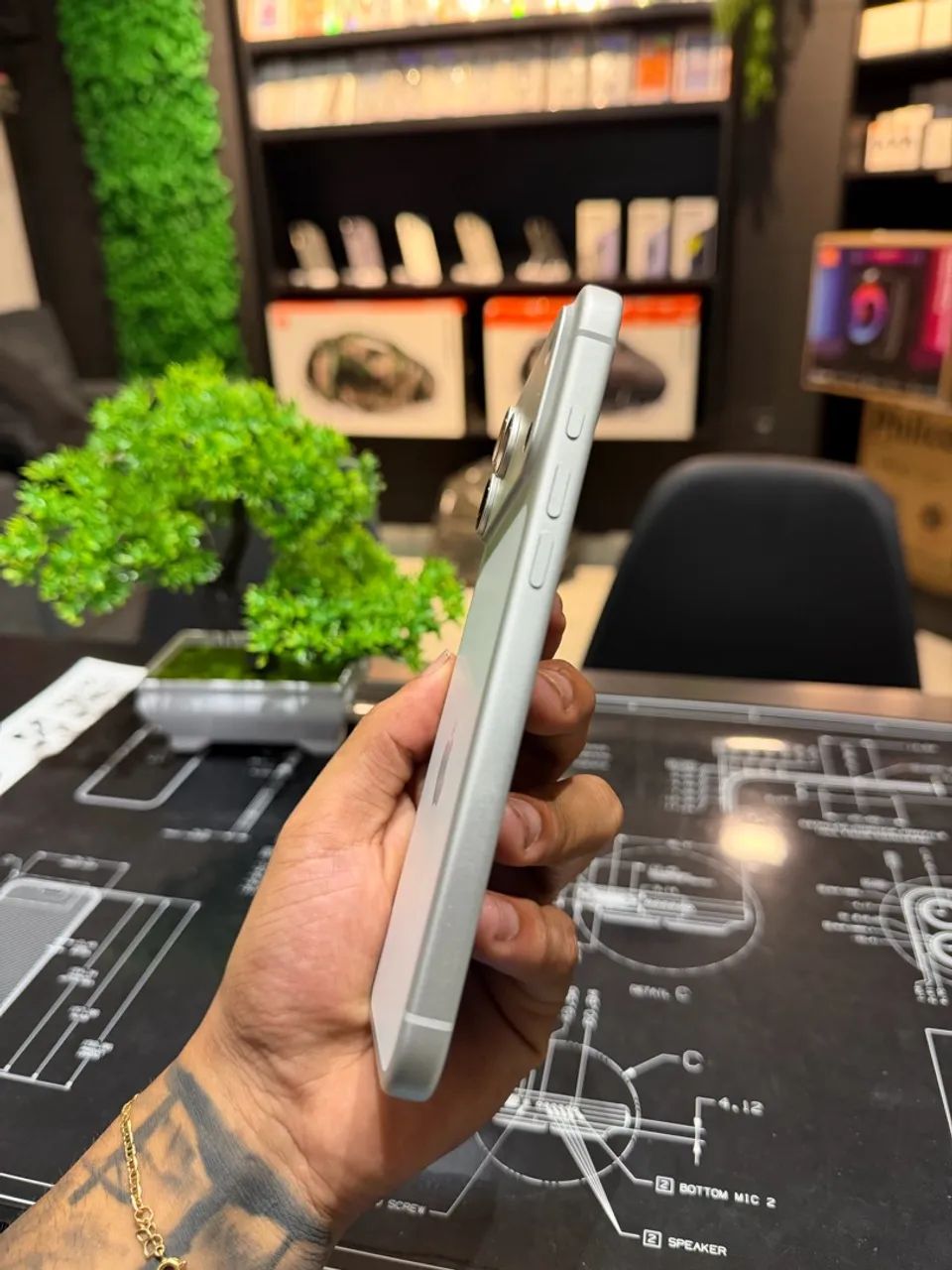 IPHONE 17 PRO MAX 256GB SILVER PROMOÇÃO  - Foto 5