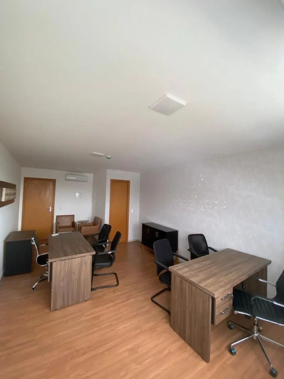Alugo sala comercial mobiliada 
