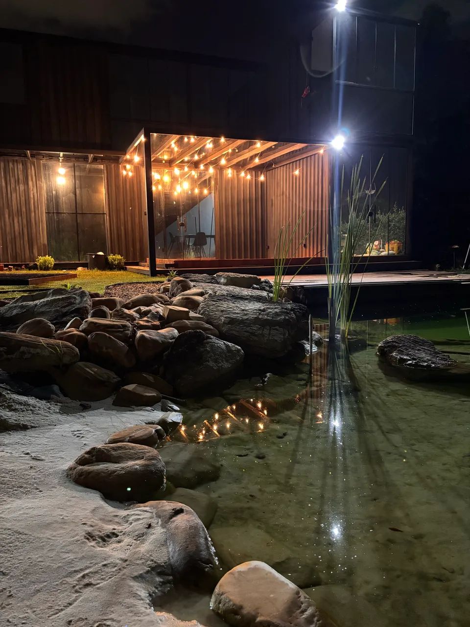 Casa Container com lago artificial em condomínio  - Foto 2