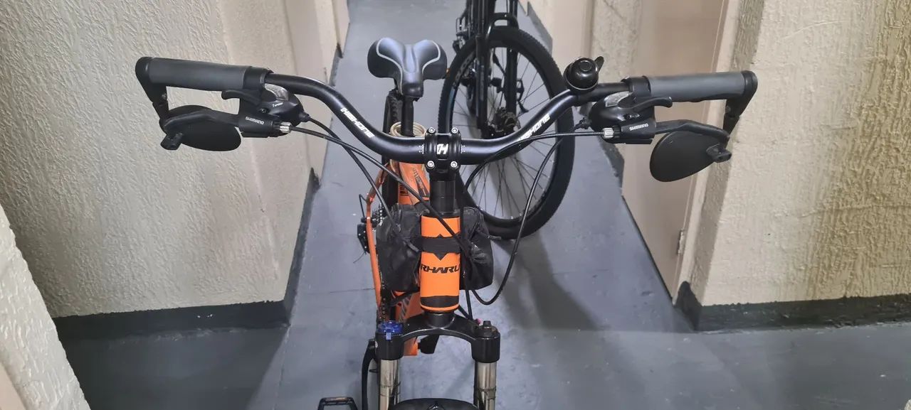 Bicicleta aro 29 novíssima  - Foto 3