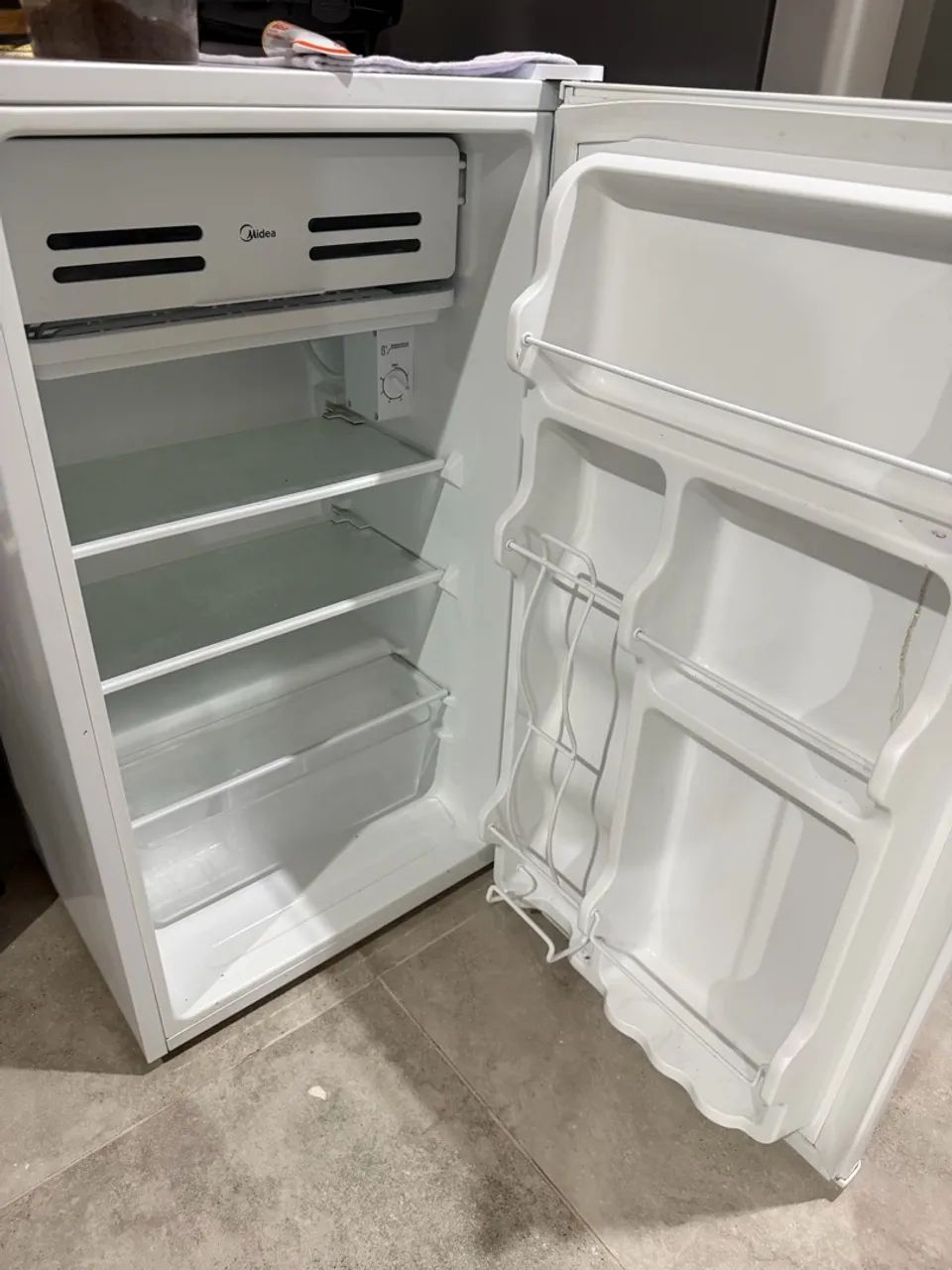 Frigobar Midea 93l Branco - Foto 4