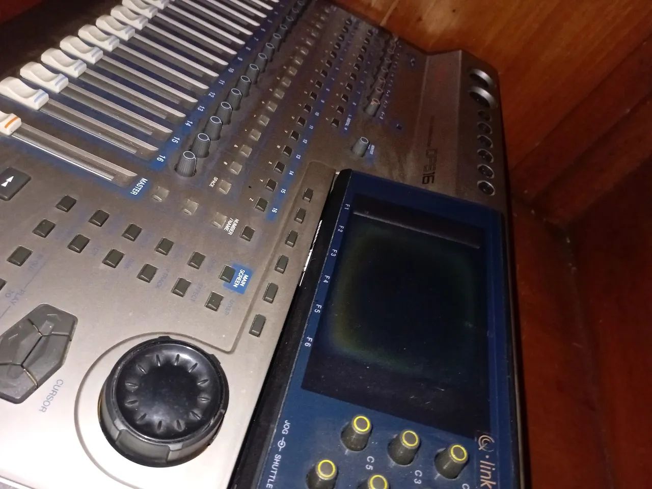 Mesa som akai digital dsp16