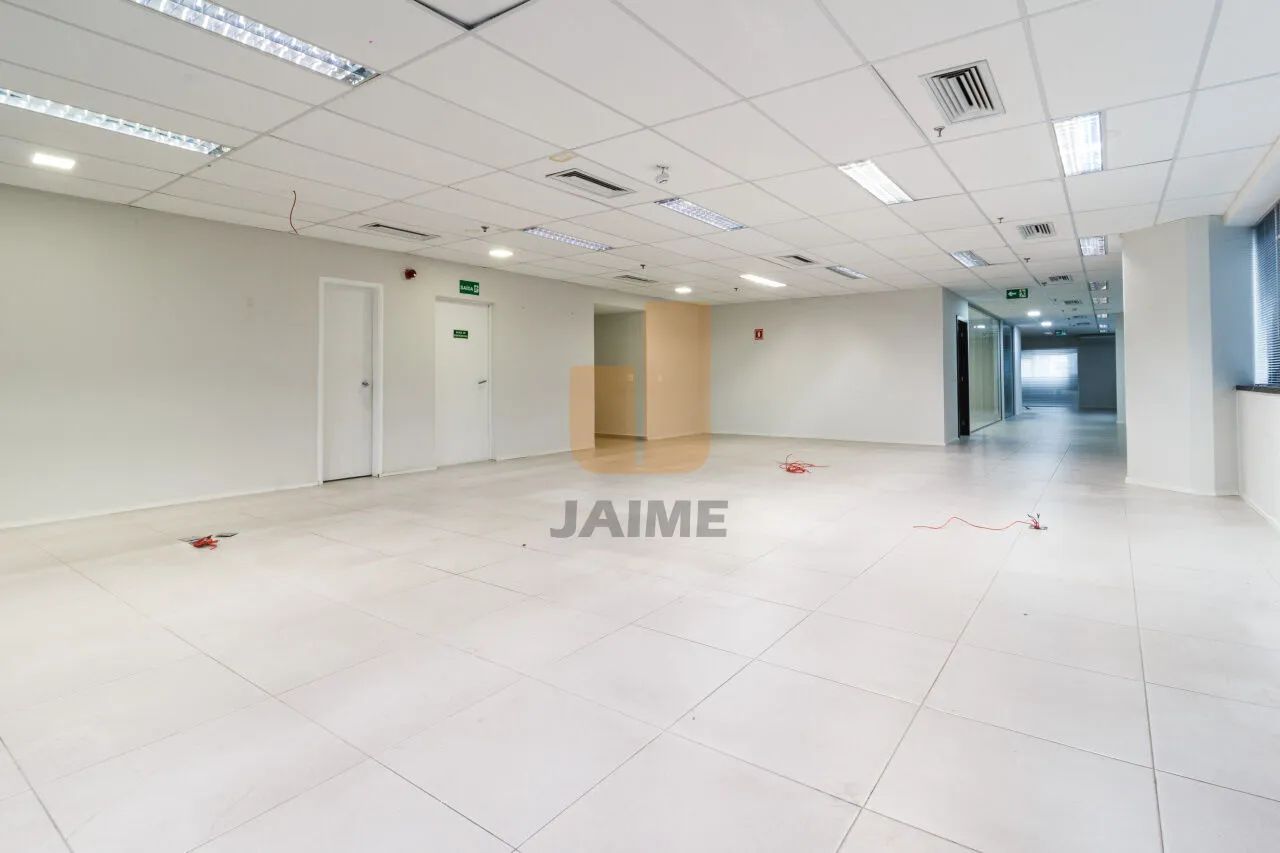 Excelente sala Comercial, 6 vagas, localizado a uma quadro do Metrô, perto do Shopping Pau - Foto 4