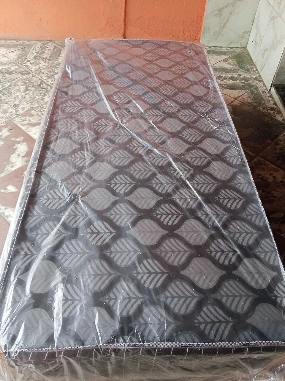 Vendo cama box casal e solteiro novas om ótimos preços e qualidade - Foto 2