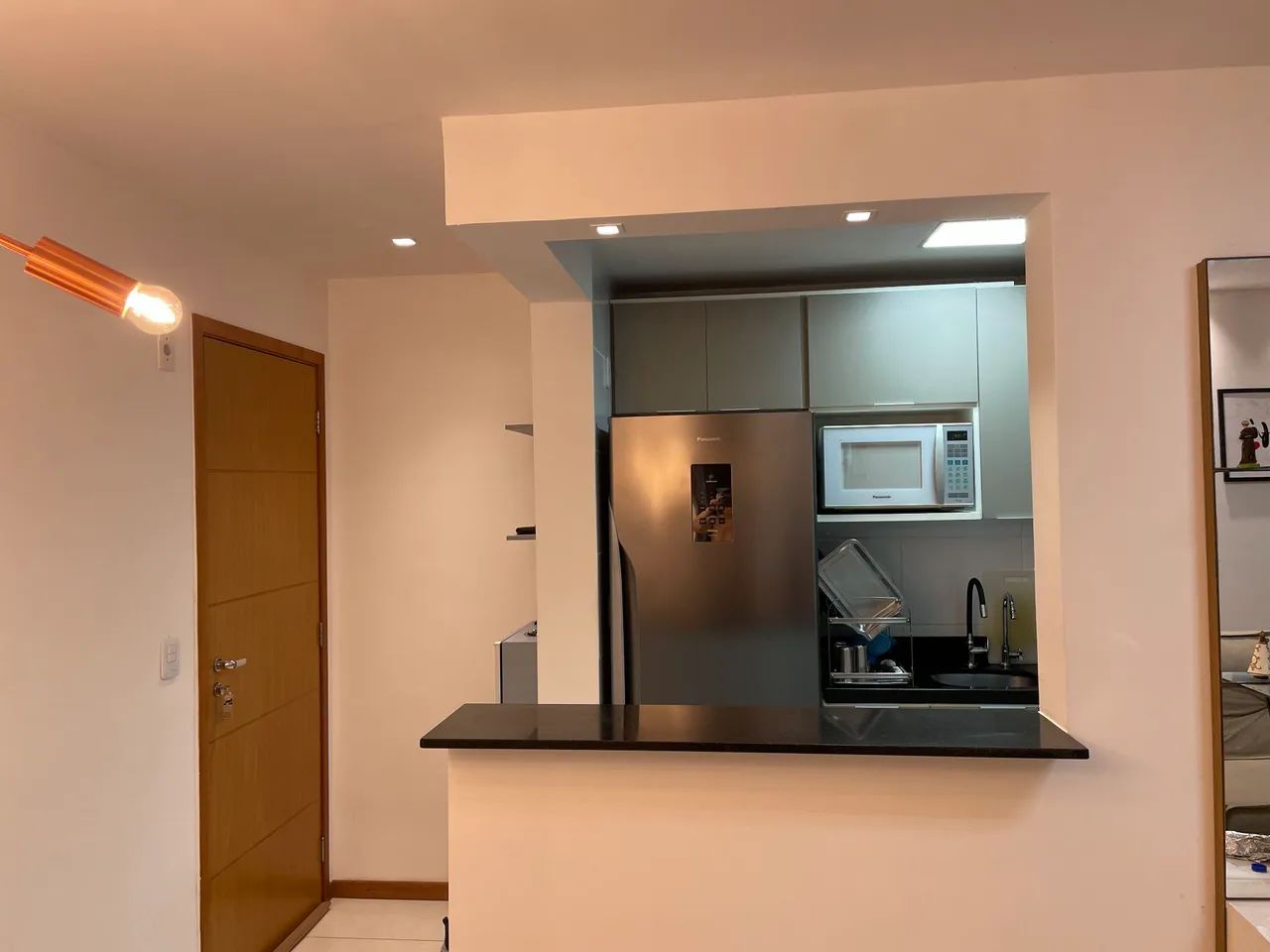 Apartamento 2/4, sendo 1 suíte. - Foto 4