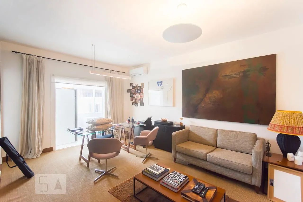 Casa à Venda - Vila Nova Conceição, 3 Quartos, 300 m2