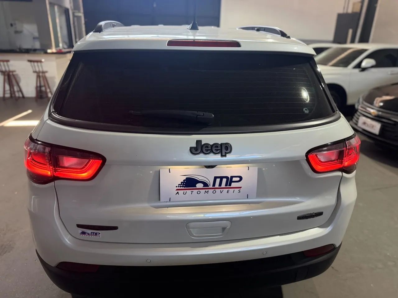 Jeep Compass Longitude Night Eagle 1.3 Flex 2025 - Foto 5