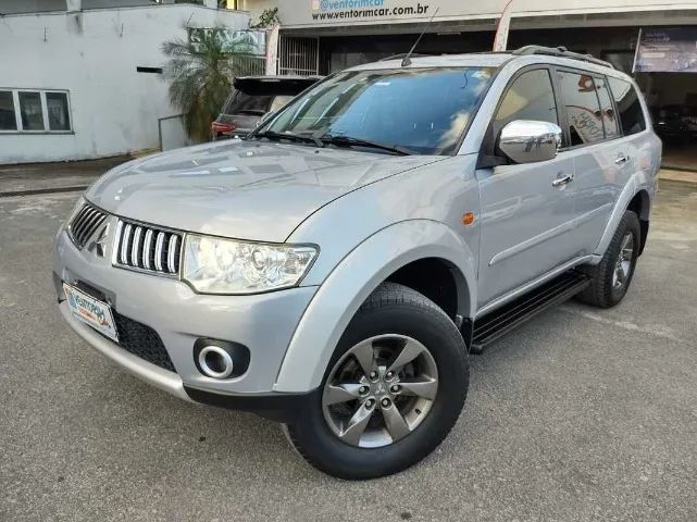 Mitsubishi Pajero 2012