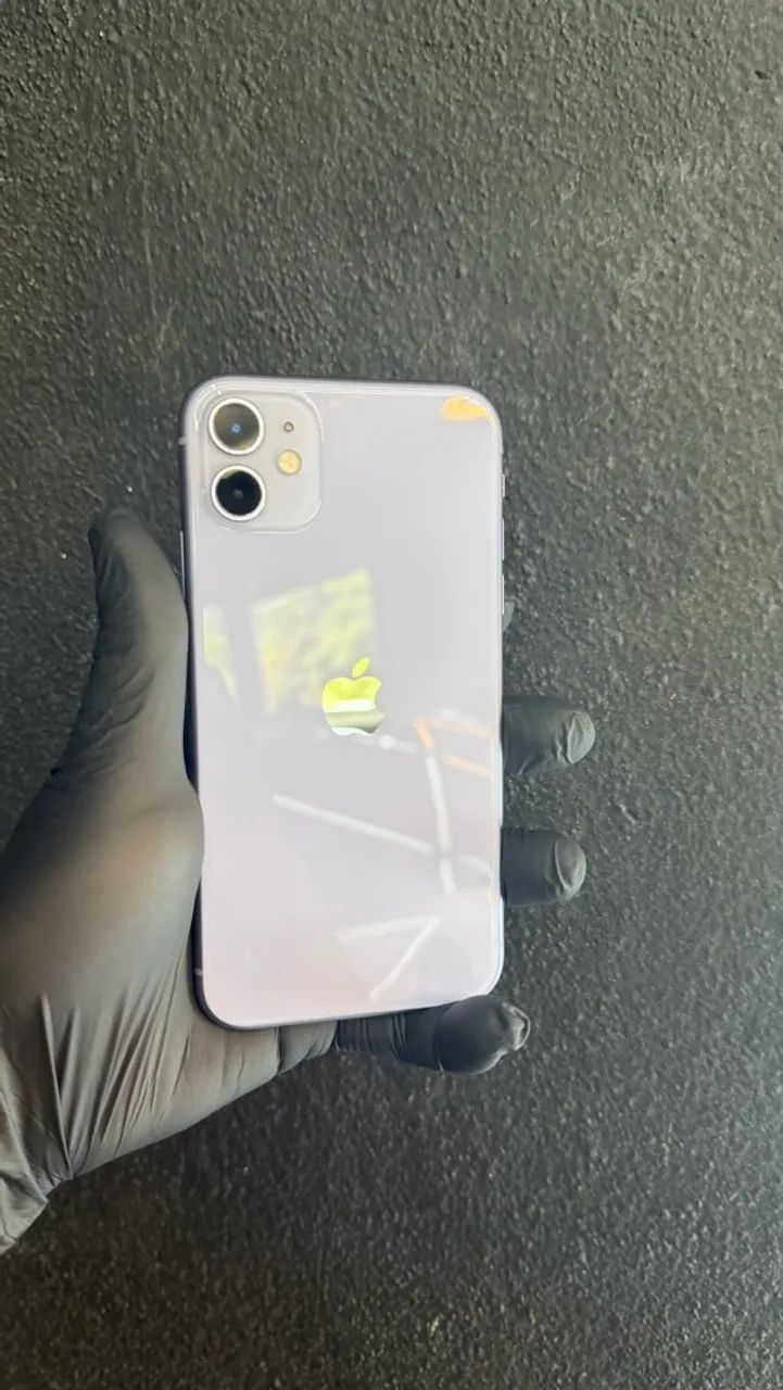 iPhone 11 nunca aberto