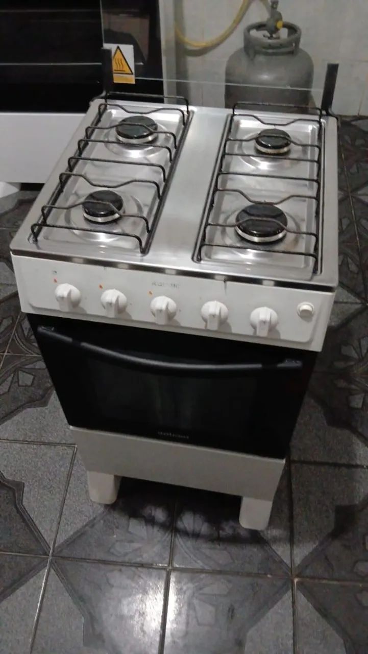 Fogão 4 bocas 