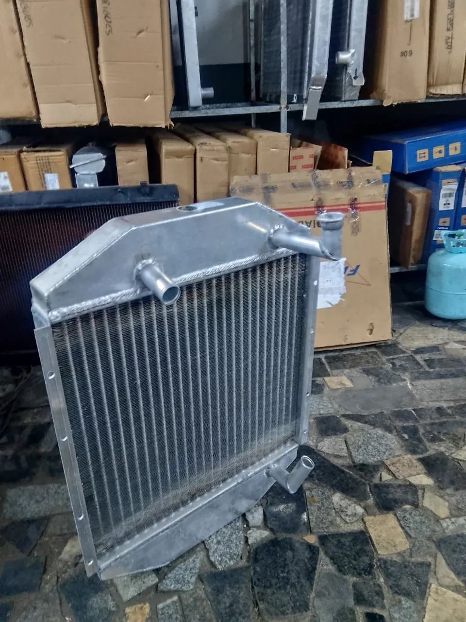 Radiator 1113/1313 for Mercedes