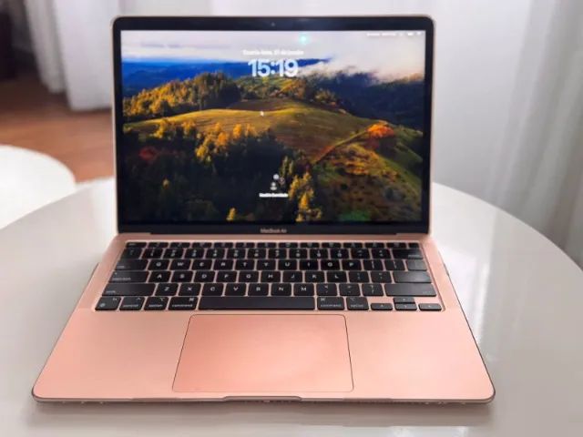 MacBook Air 13.3 - 8GB RAM e 25GB SSD - Dourado - Modelo 2020