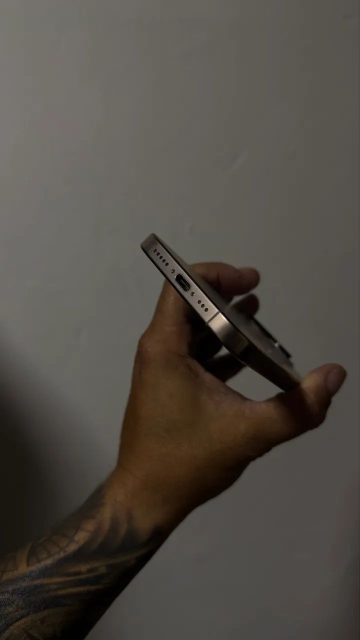 iPhone 16 Pro 128GB - Impecável / Todo Original - Foto 2