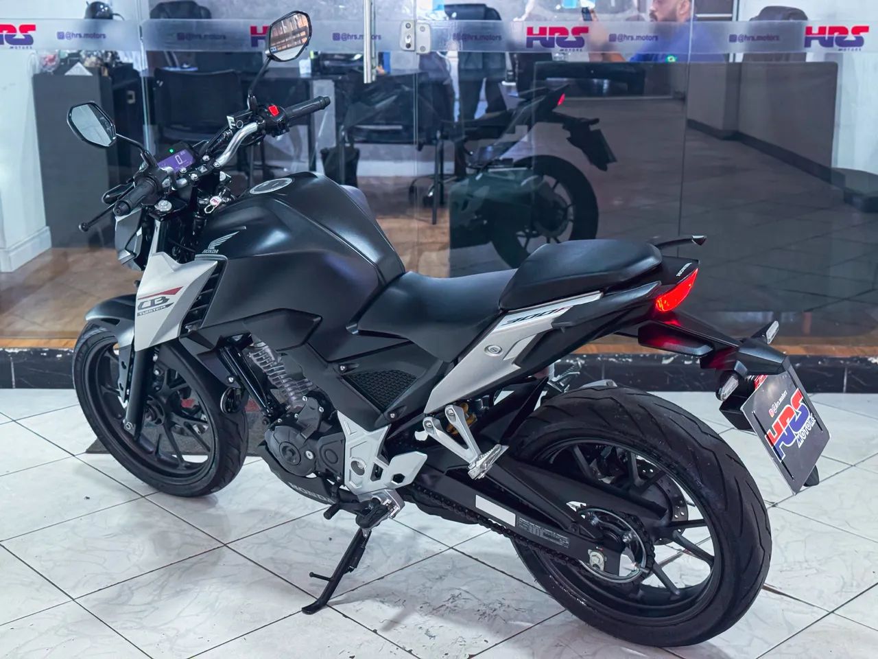 CB TWISTER 300F FLEX 2026 - EXCLUSIVA - Foto 4