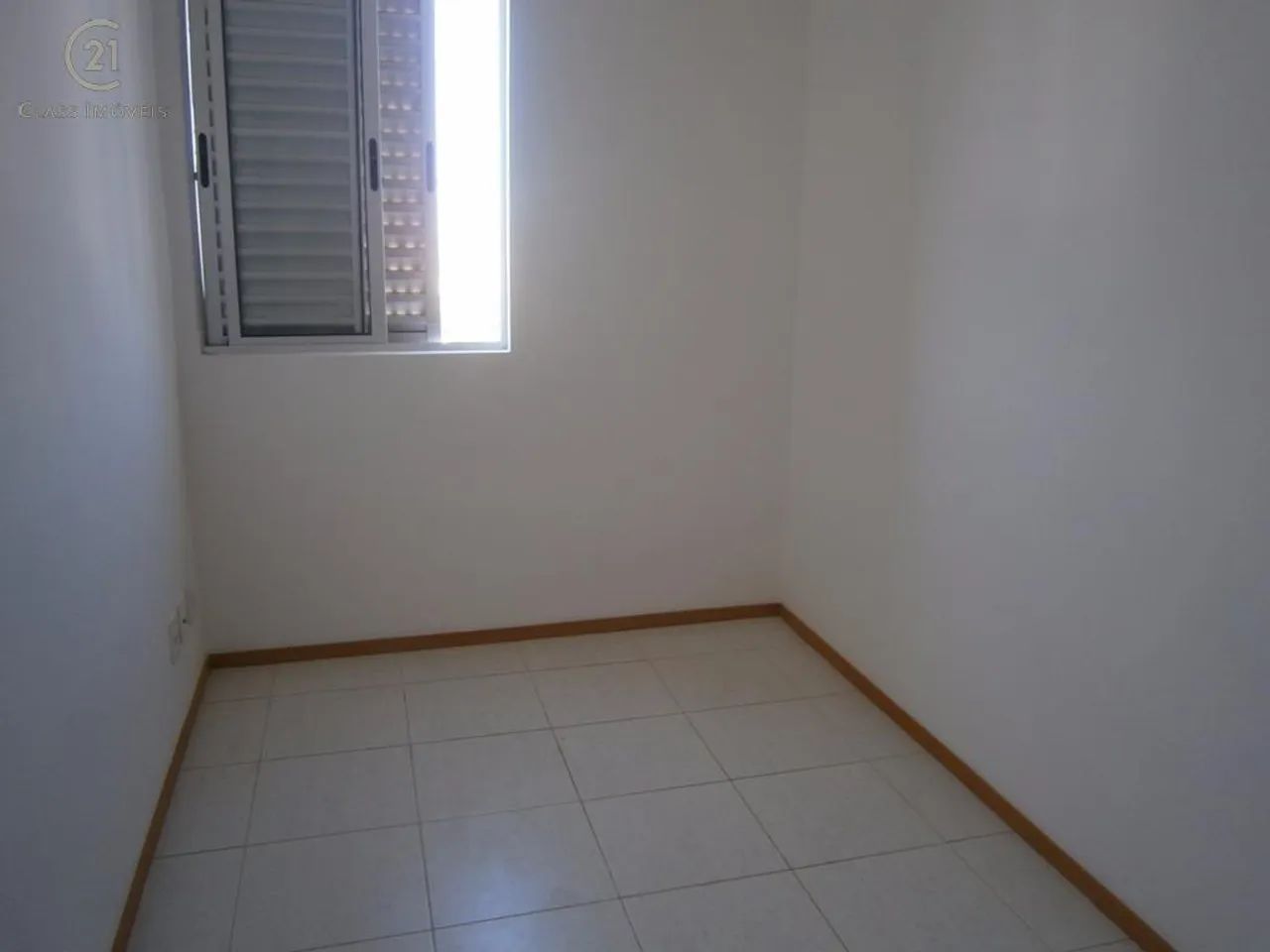 Apartamento para alugar em Londrina, Centro, com 3 quartos, com 73 m², Edifício Novittá Re - Foto 4