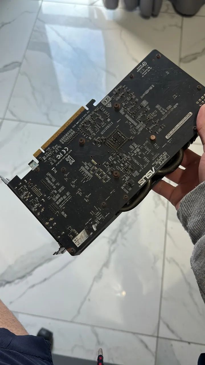 Placa de vídeo GTX 1060 5GB (danificada) - Foto 2