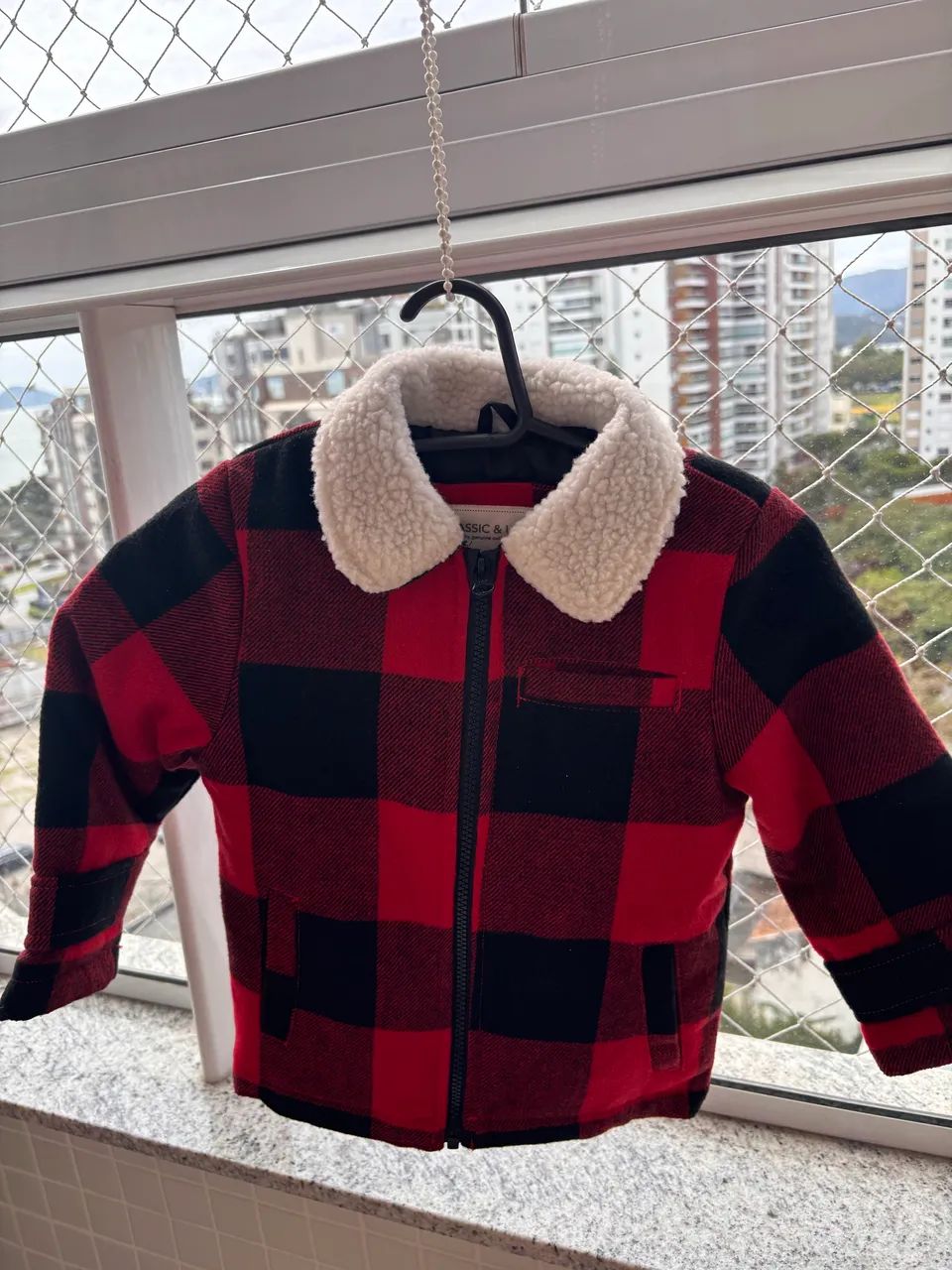 Vendo casaco Carters original 