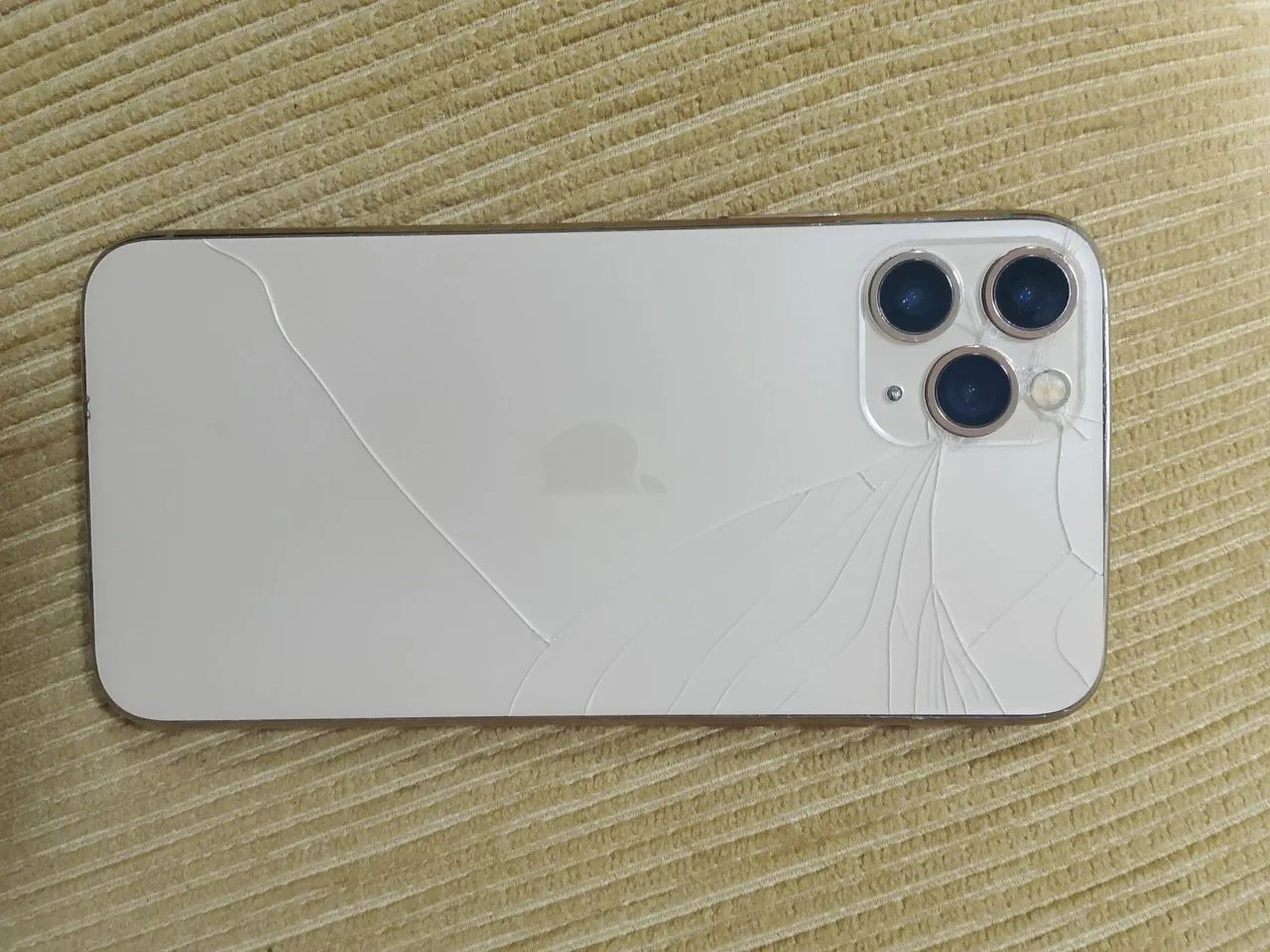 iPhone 11 pro  - Foto 2