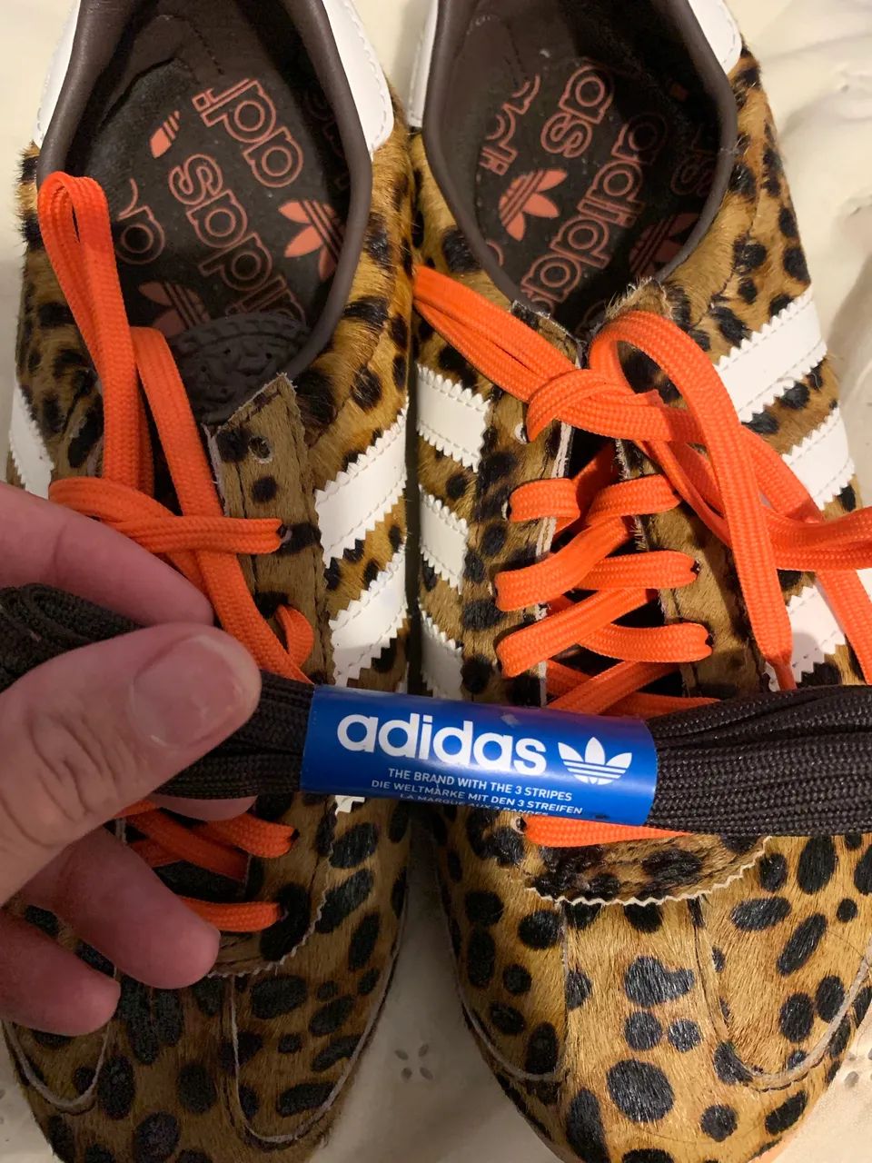 Tênis Adidas Leopard Print - Foto 5