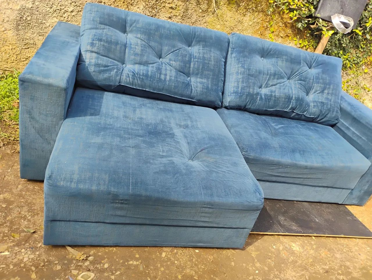 Vendo sof á retrátil azul  - Foto 2