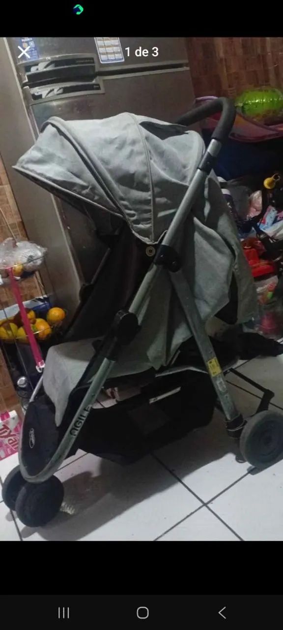 Bebê de carrinho  - Foto 2