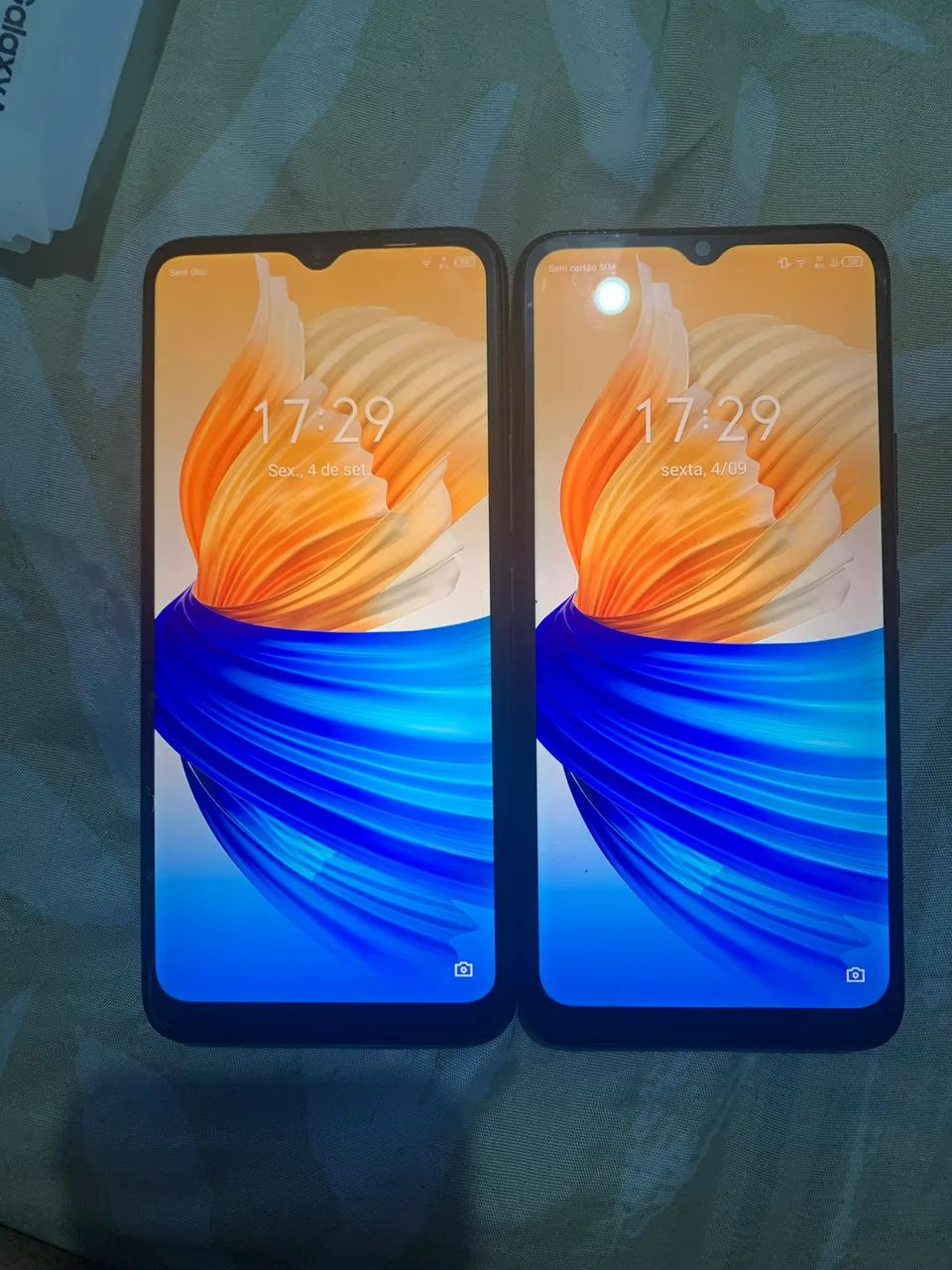 Dois Infinix Smart 6 
