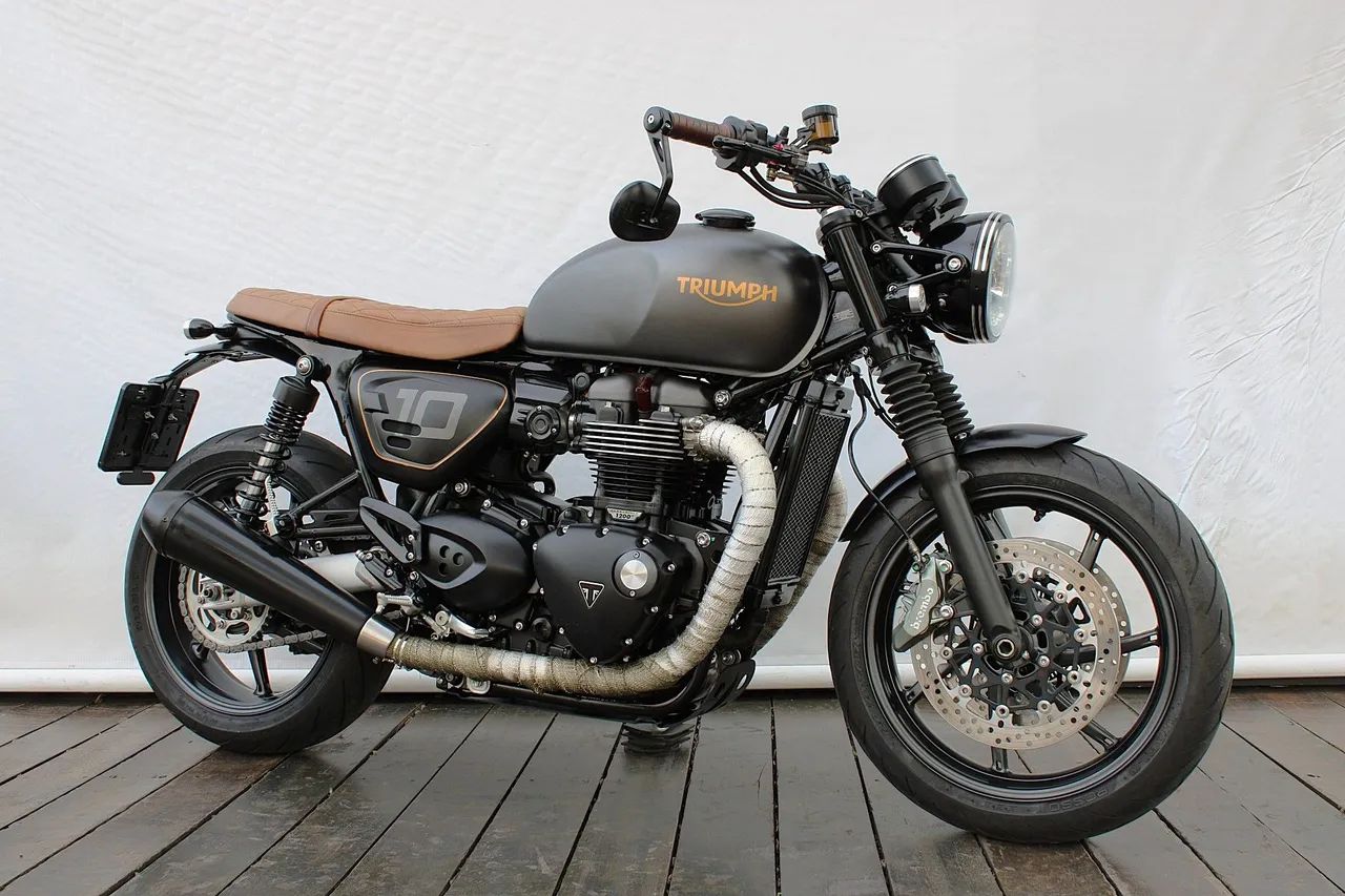 TRIUMPH SPEED TWIN - Foto 2