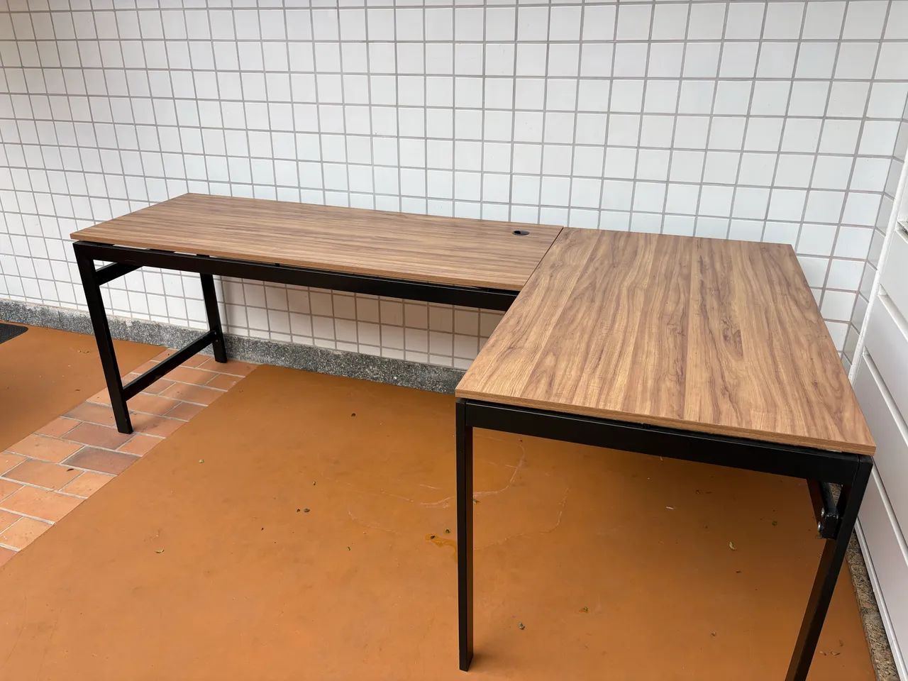 Mesa escritório - excelente estado  - Foto 2