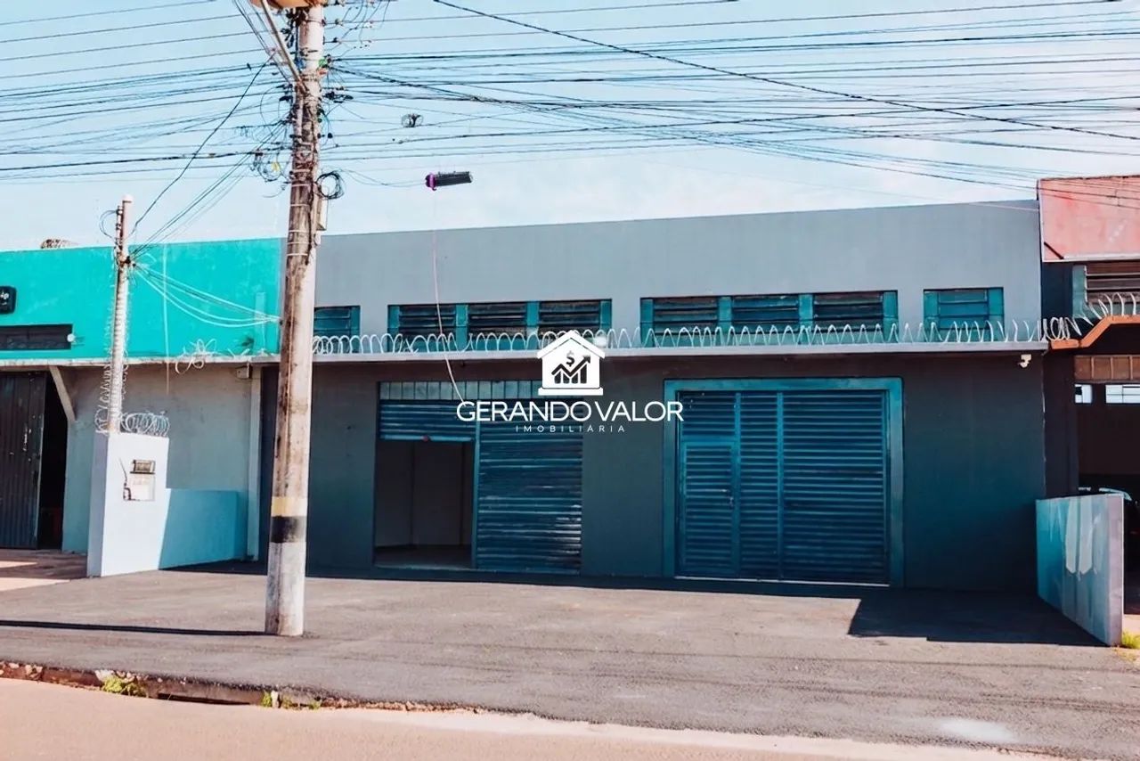 Galpão amplo na Av. das bandeiras