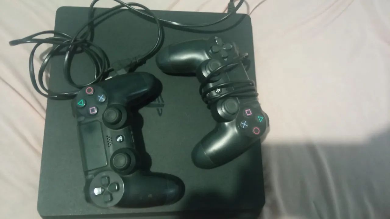 Ps4 slim 1tb - Foto 3