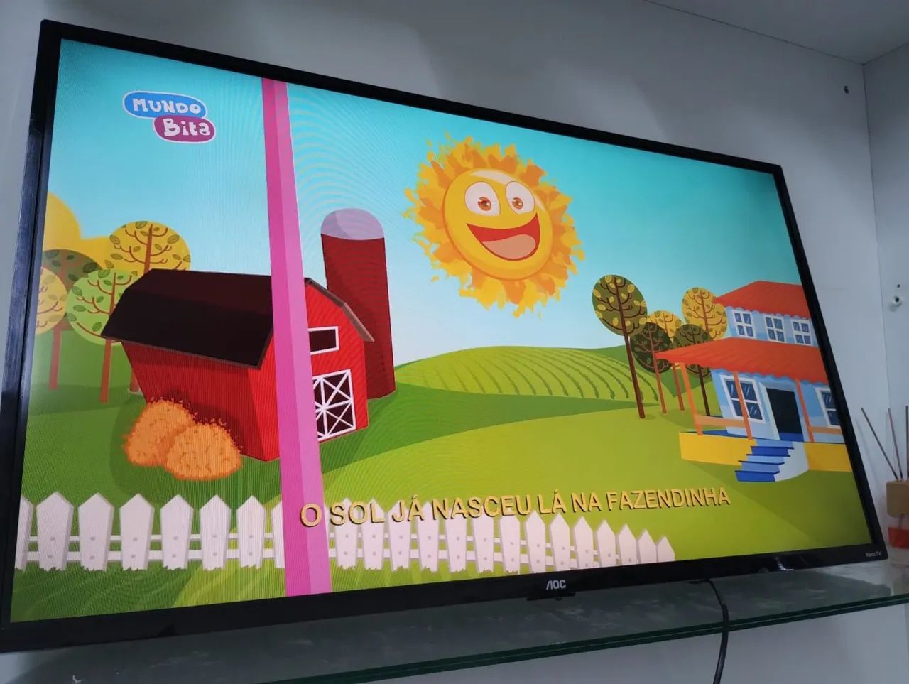 Tv Smart 43' AOC ROKU  - Foto 3