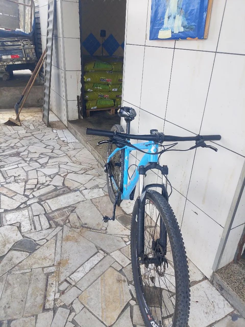 Bicicleta Frist aro 29 sem nova  - Foto 2