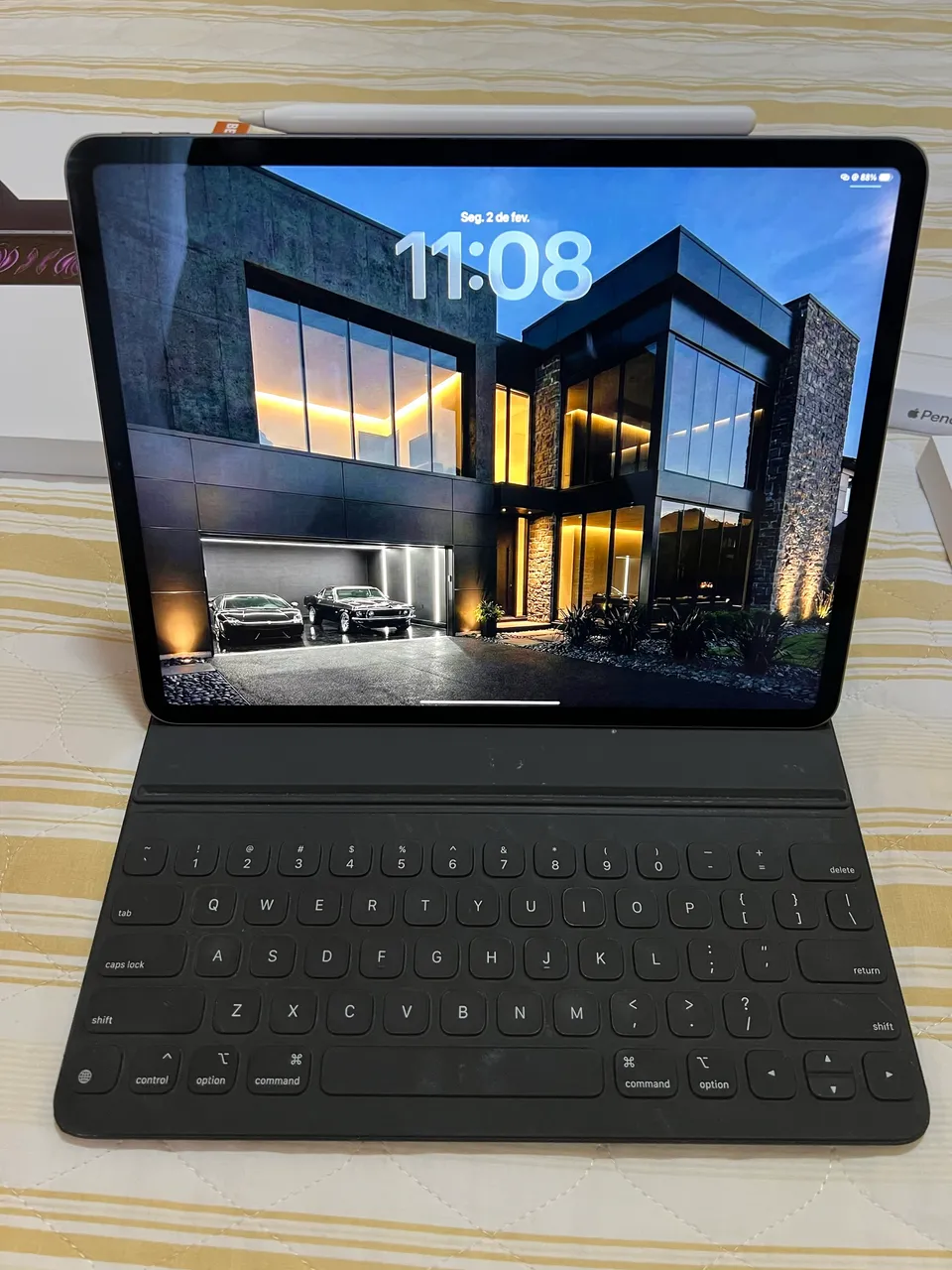 iPad Pro 11? (3ª geração - M1) 128GB + Magic Keyboard Original