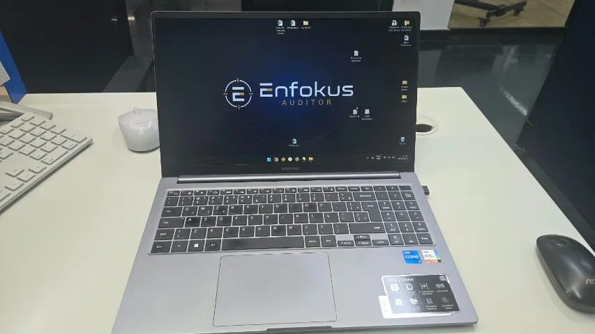 Galaxy Book 4 - 8GB DE RAM - SSD 512GB