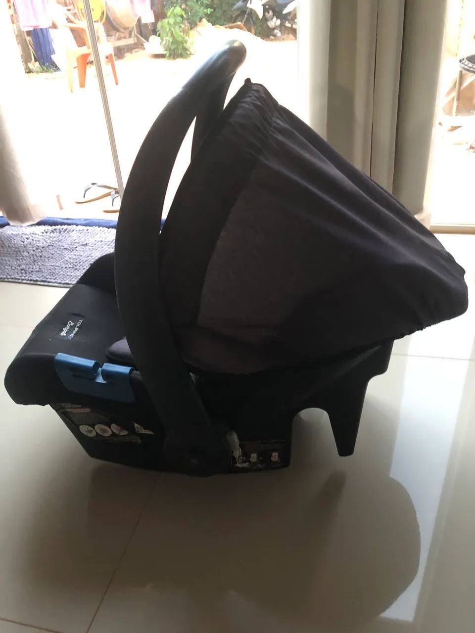 Vendo bebê conforto perfeito estado 