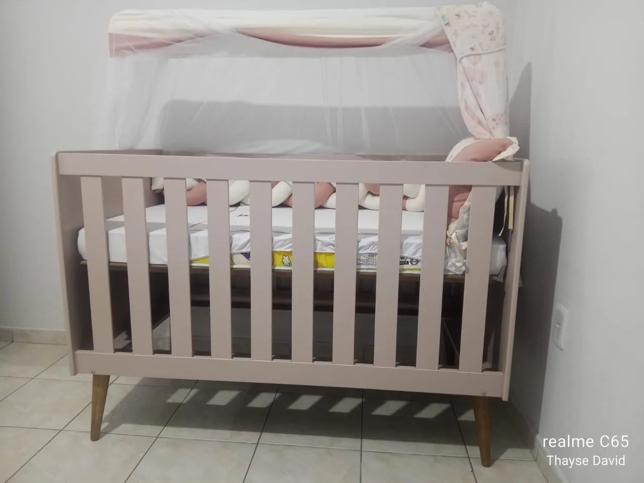 Vendo berço de bebê menina - Foto 5