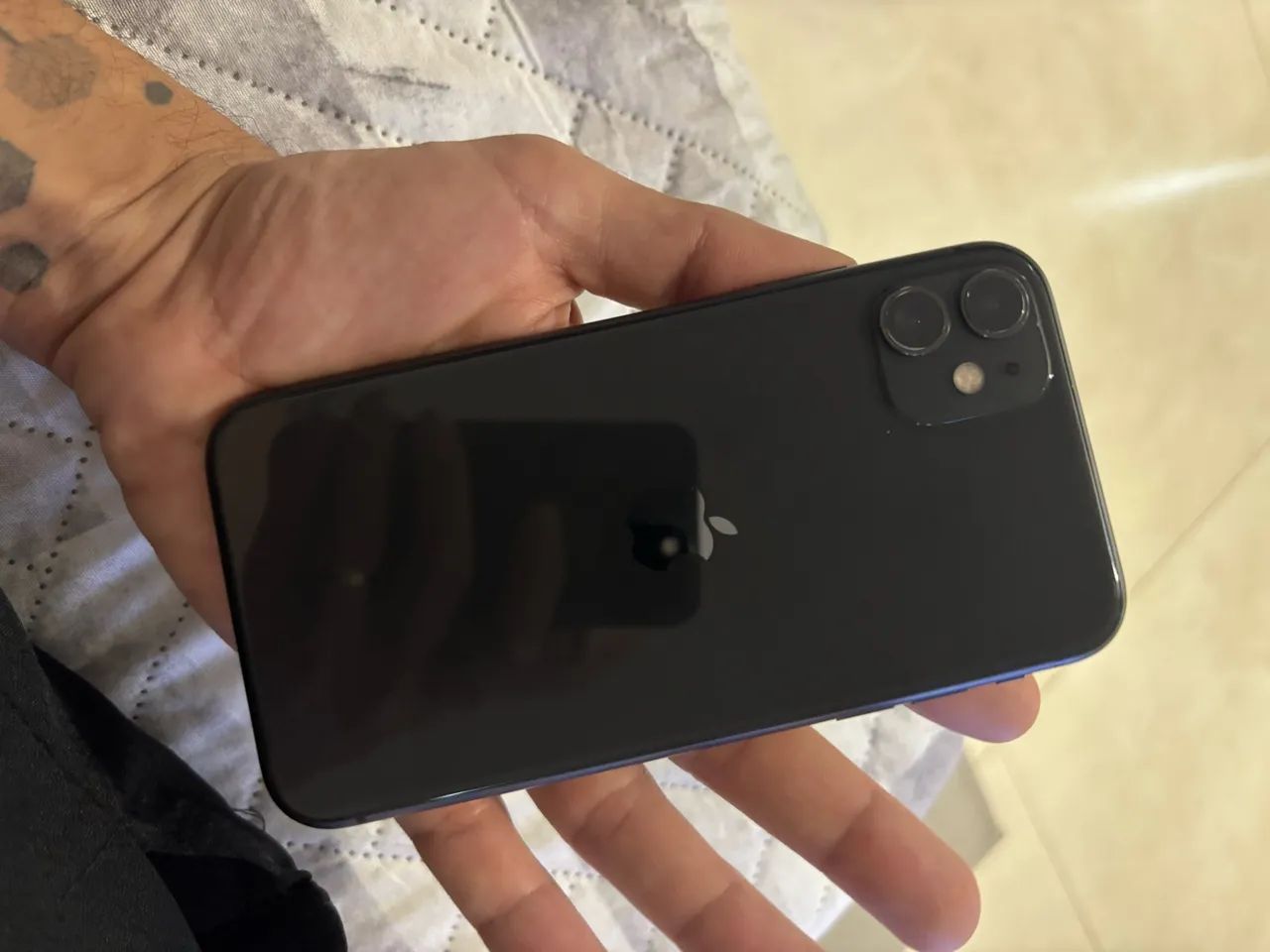 iPhone 11 128 preto - Foto 2