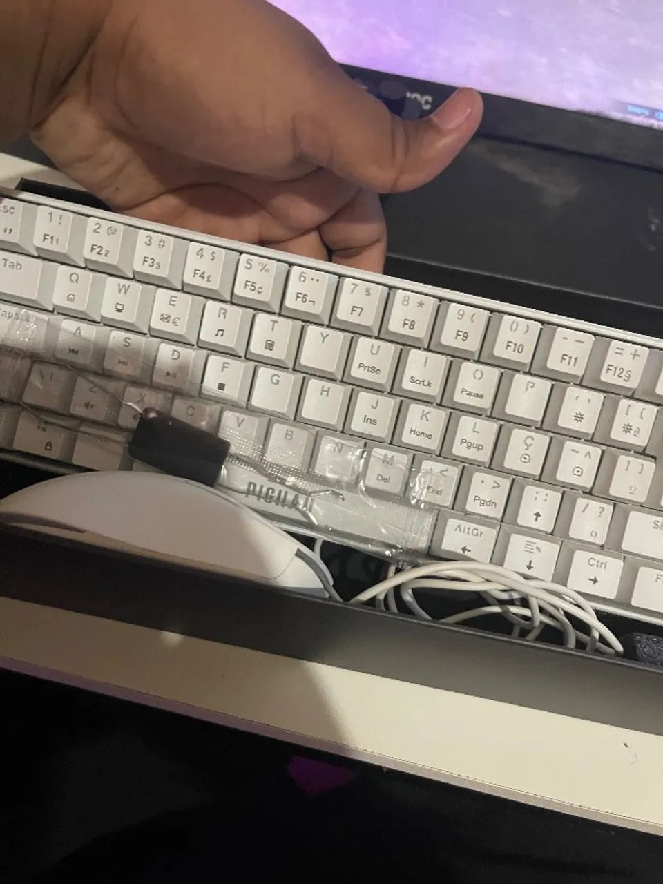 KIT TECLADO E MOUSE PICHAU NOVO - Foto 4