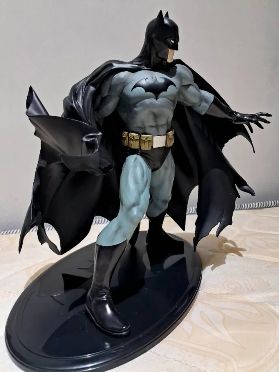 BATMAN 1/6 KOTOBUKIYA  - Foto 4