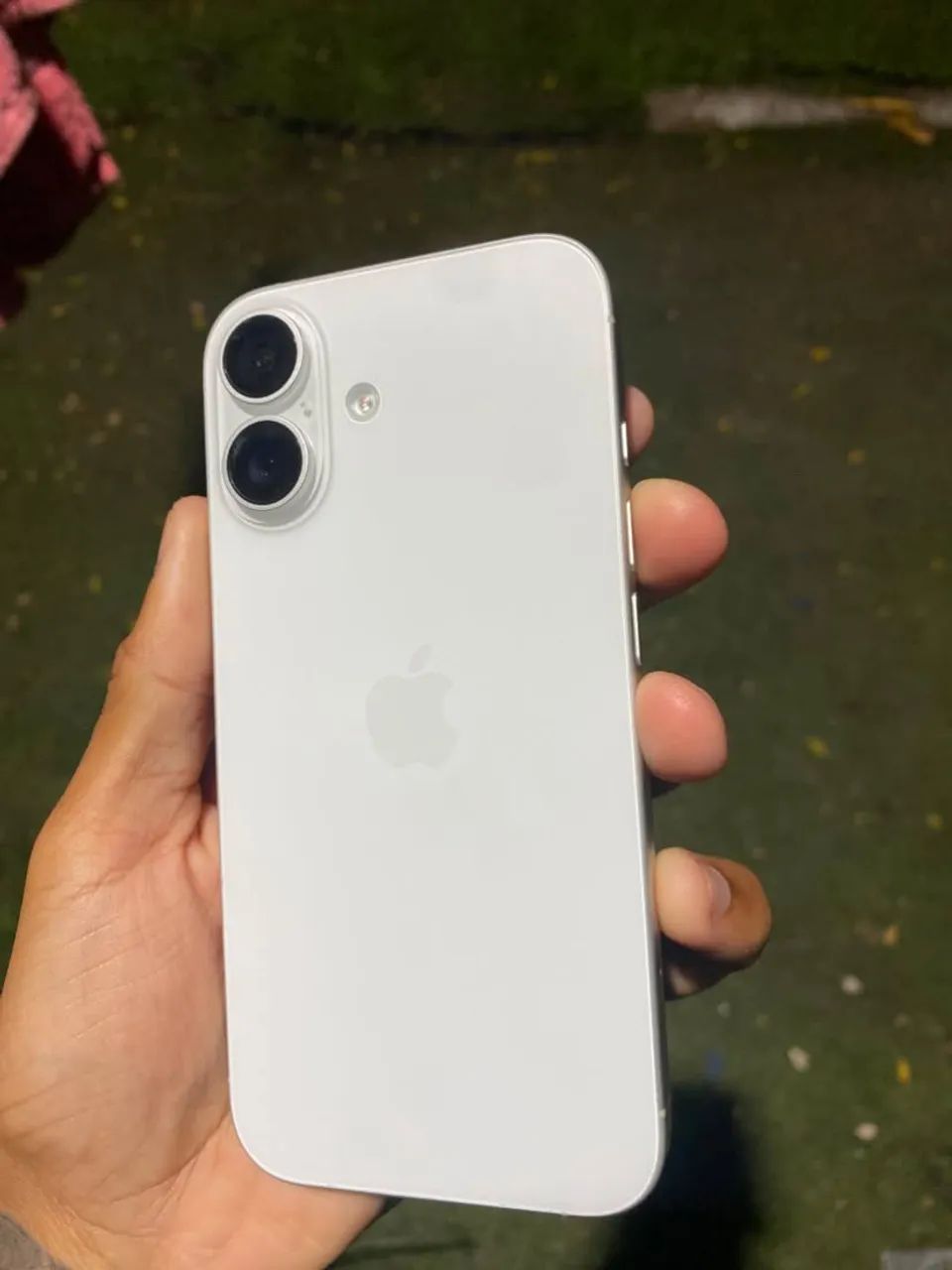 VENDO OU TROCO IPHONE 16 NOVO!!