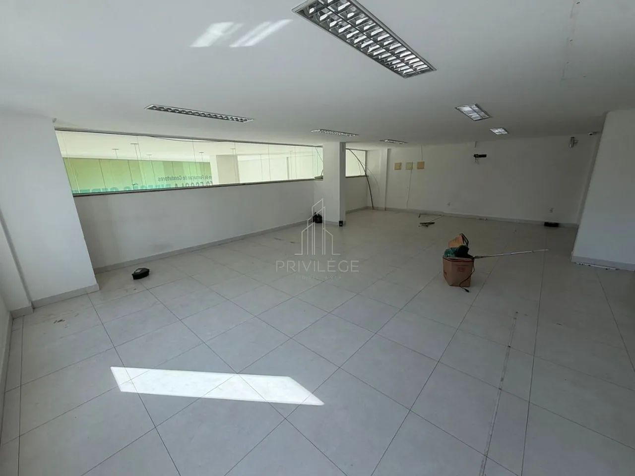 SALA COMERCIAL PARA LOCAÇÃO NO CENTRO - Foto 3