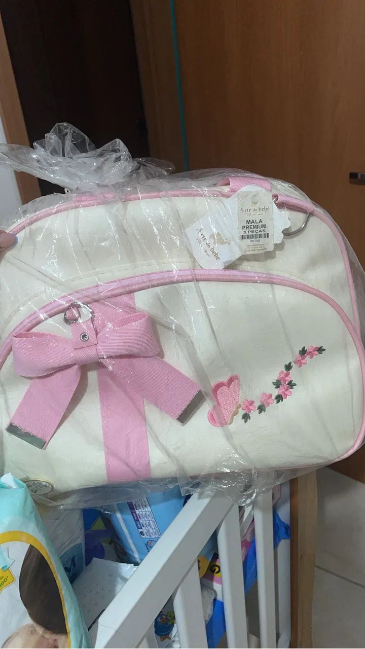 Kit de bolsa nova nunca usada 