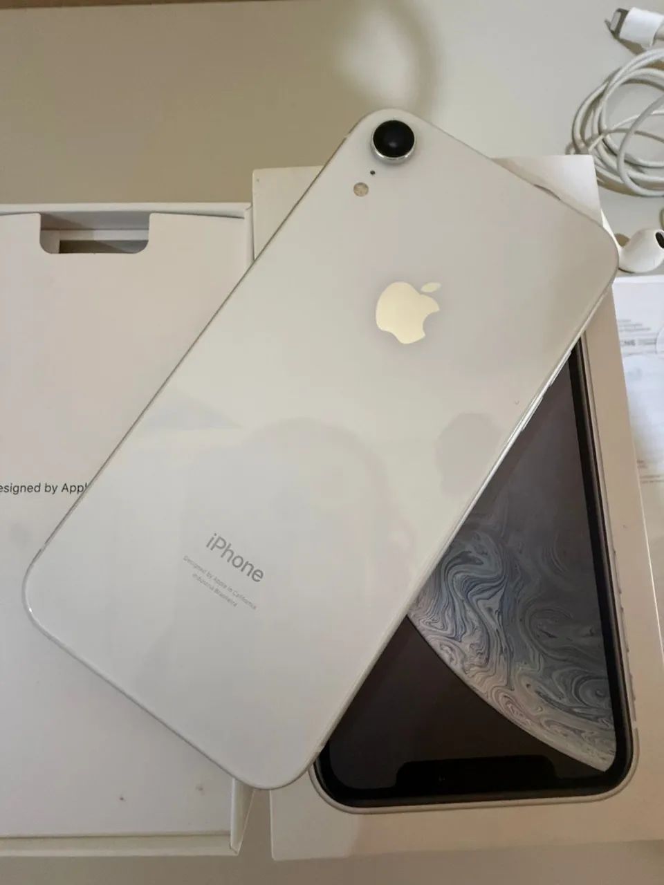 IPHONE XR BRANCO 64G SEMINOVO COM CAIXA - Celulares e Smartphones